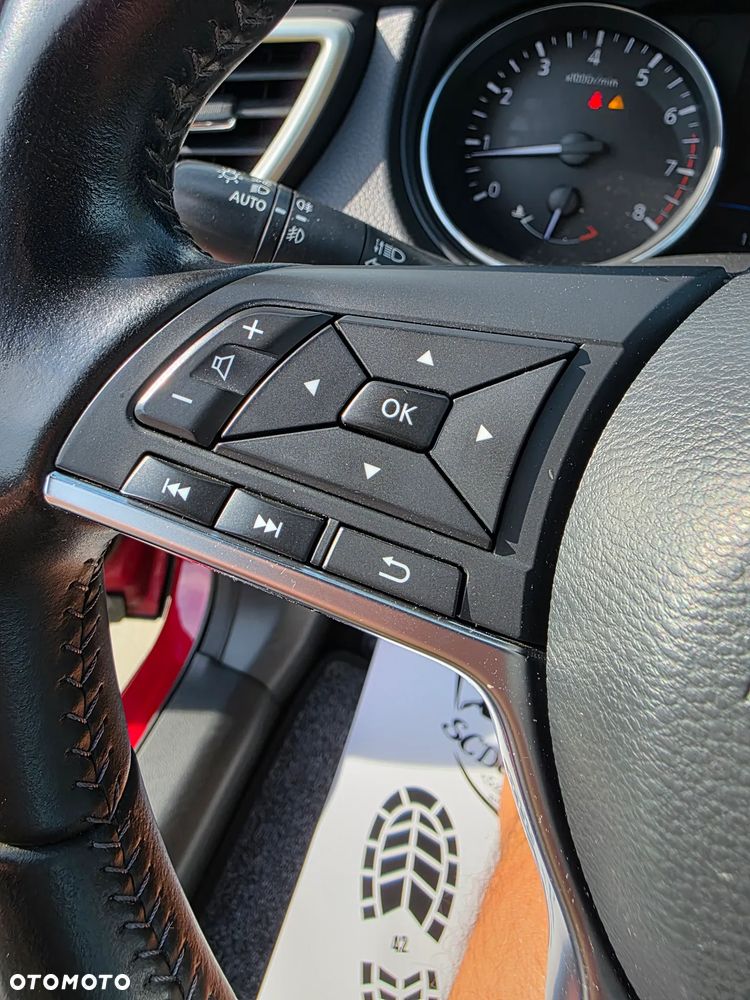 Nissan Qashqai 1.3 DIG-T Acenta EU6d - 23