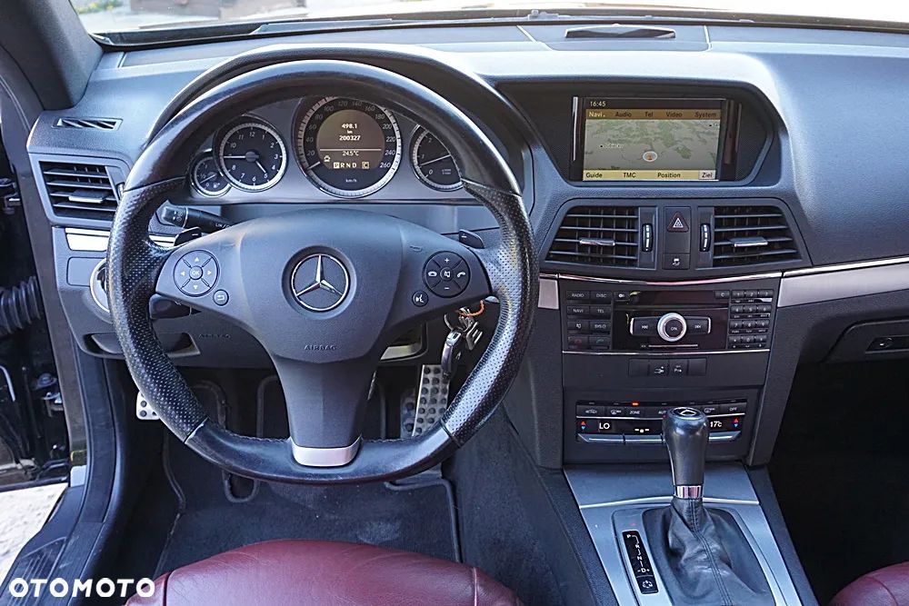 Mercedes-Benz Klasa E - 24
