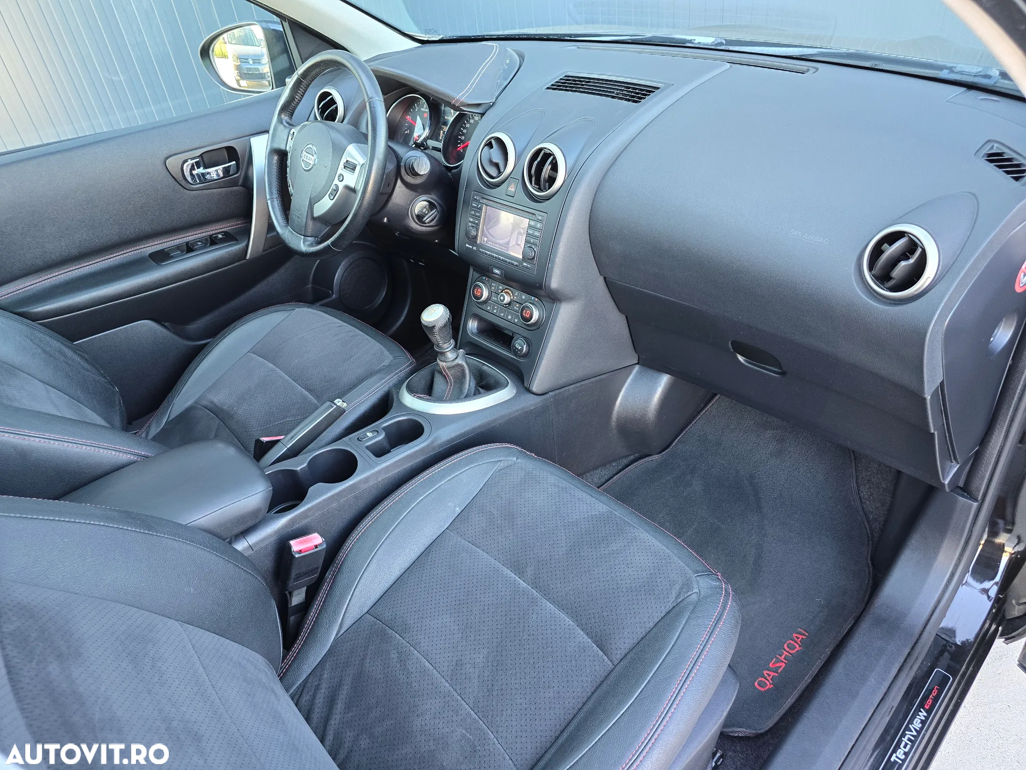 Nissan Qashqai 1.6 DCI DPF Start/Stop tekna - 7