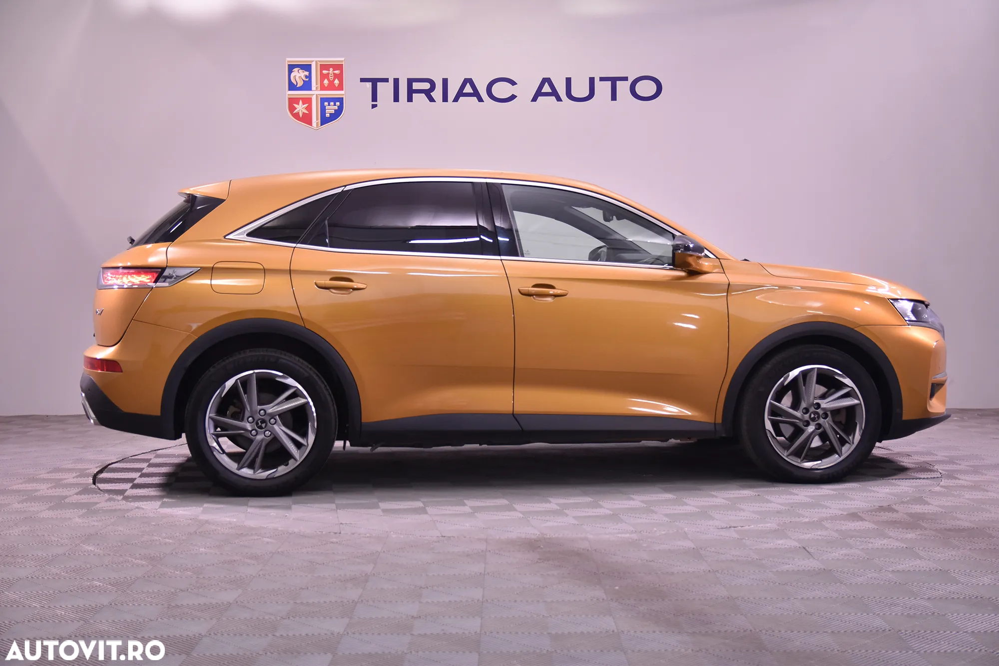 DS Automobiles DS 7 Crossback - 6