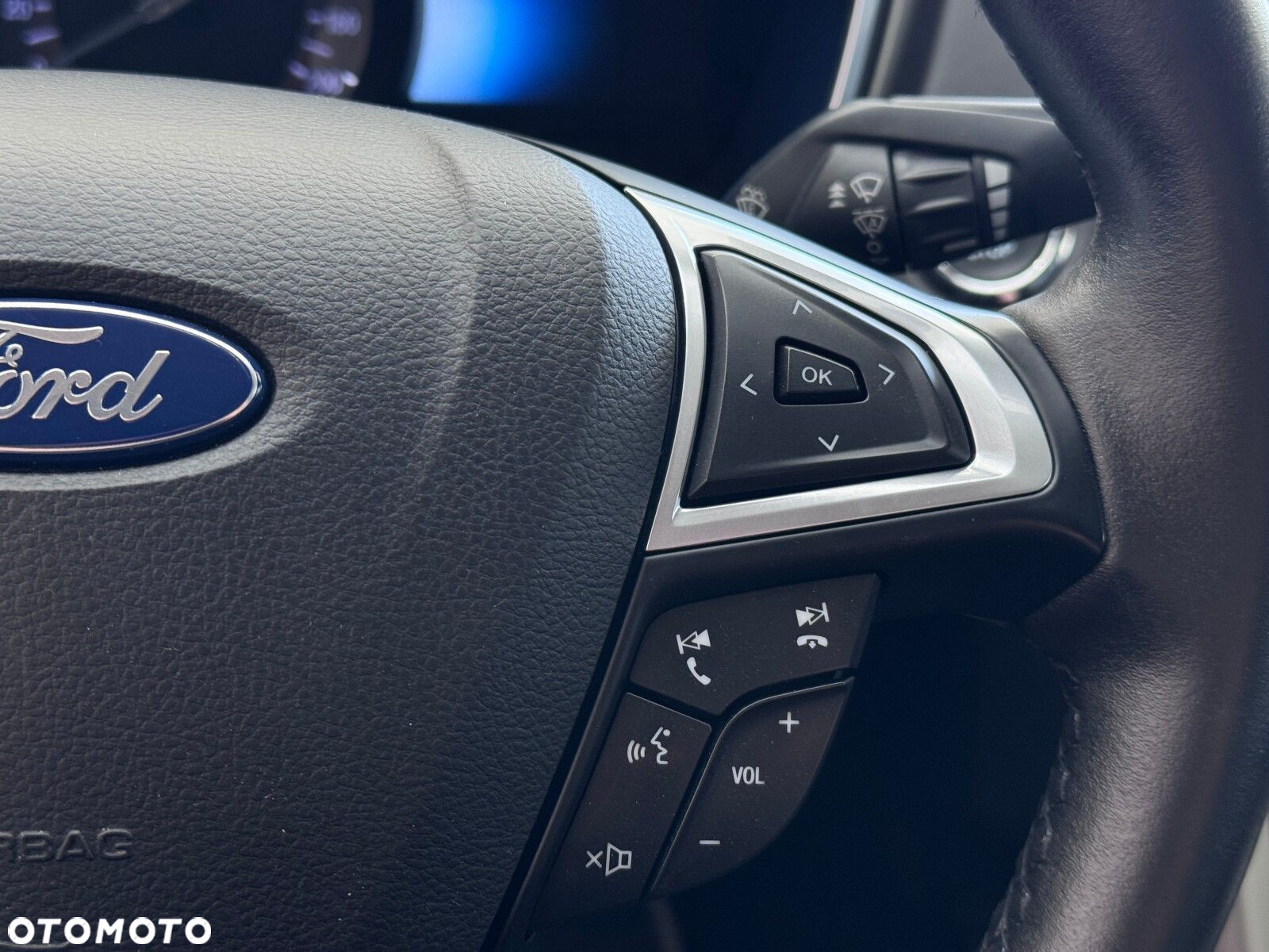 Ford Mondeo - 23