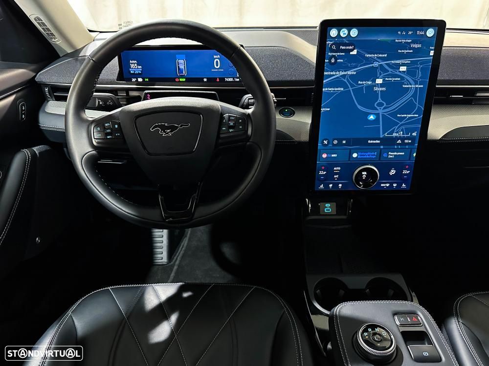 Ford Mustang Mach-E Premium AWD - 22