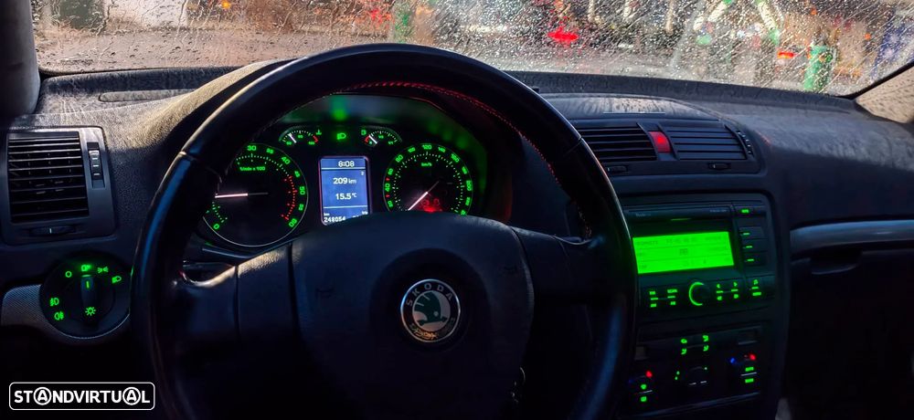 Skoda Octavia Break 1.9 TDi Sportline - 12