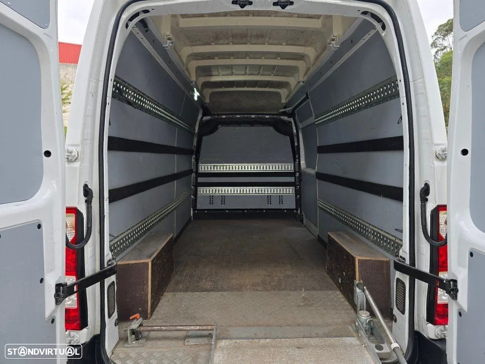 Renault Master 2.3Dci L3H3 3.5T - 8