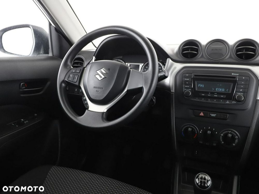 Suzuki Vitara 1.6 (4x2) Club - 17