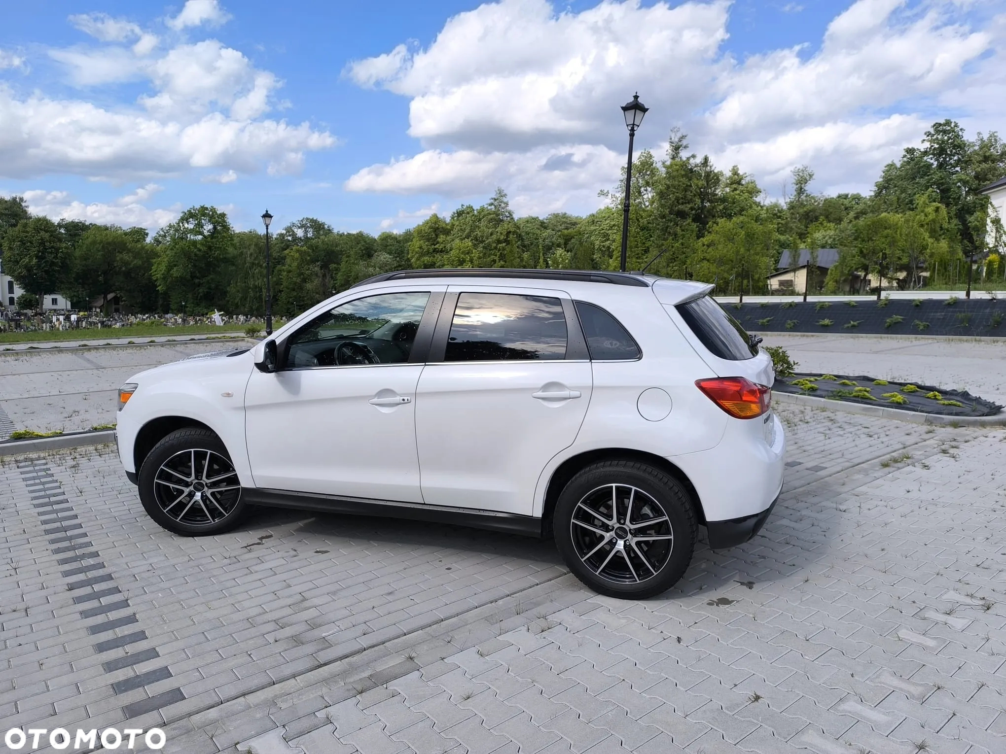 Mitsubishi ASX - 4