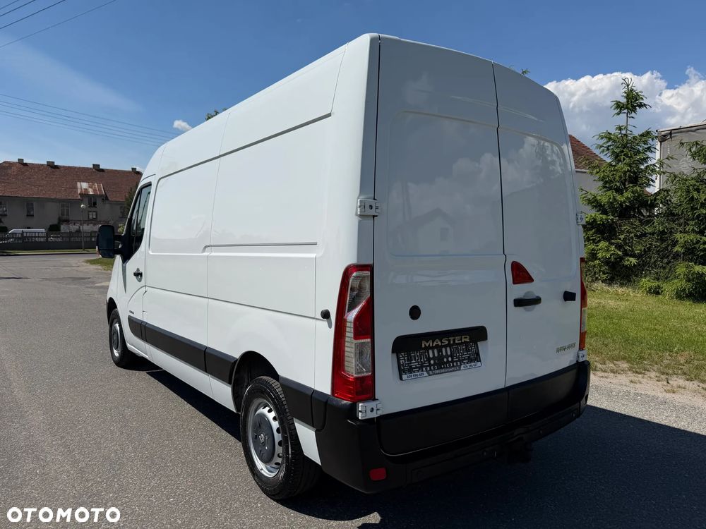 Renault Master * 2.3 / 125KM * L2H2 * Średni / Podwyższany * Furgon / Blaszak * - 12