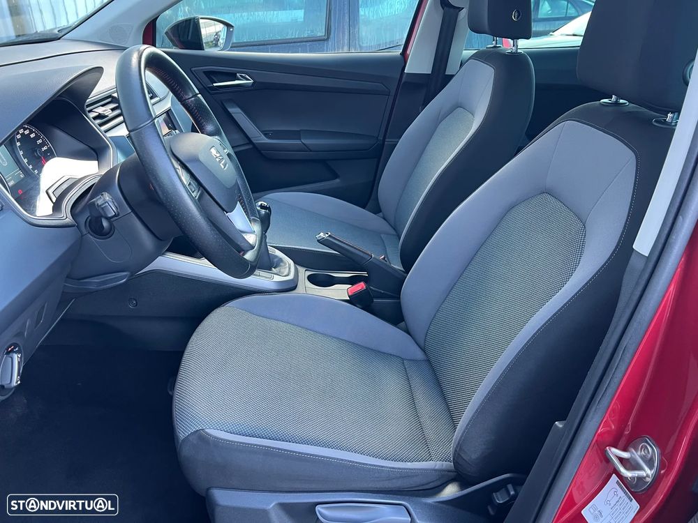 SEAT Arona 1.0 TGI FR - 10