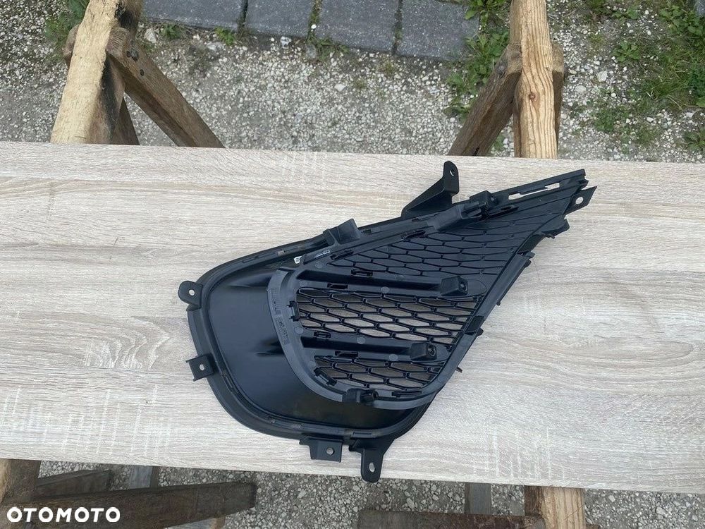KRATKA ATRAPA PRAWA W ZDERZAK KIA CEED GT LIFT 21- NOWA ORYGINALNA 86564-J7LA0 - 3