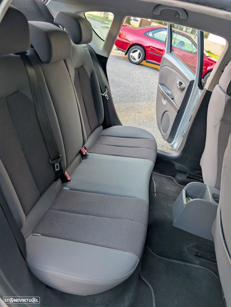 SEAT Leon 1.9 TDi Eco Style - 11