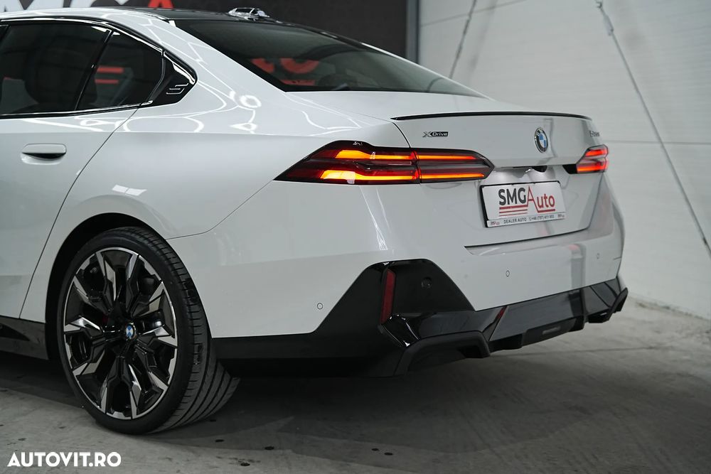 BMW Seria 5 520d xDrive AT MHEV - 22