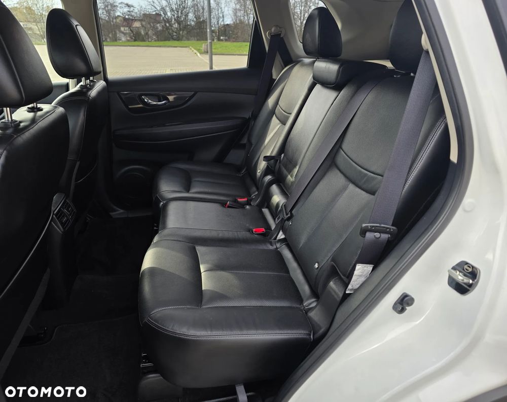 Nissan X-Trail 1.7 dCi Tekna 2WD Xtronic 7os - 15