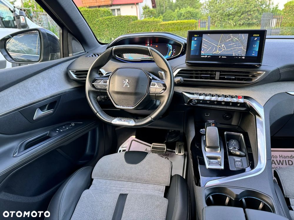 Peugeot 3008 225 e-EAT8 GT - 26