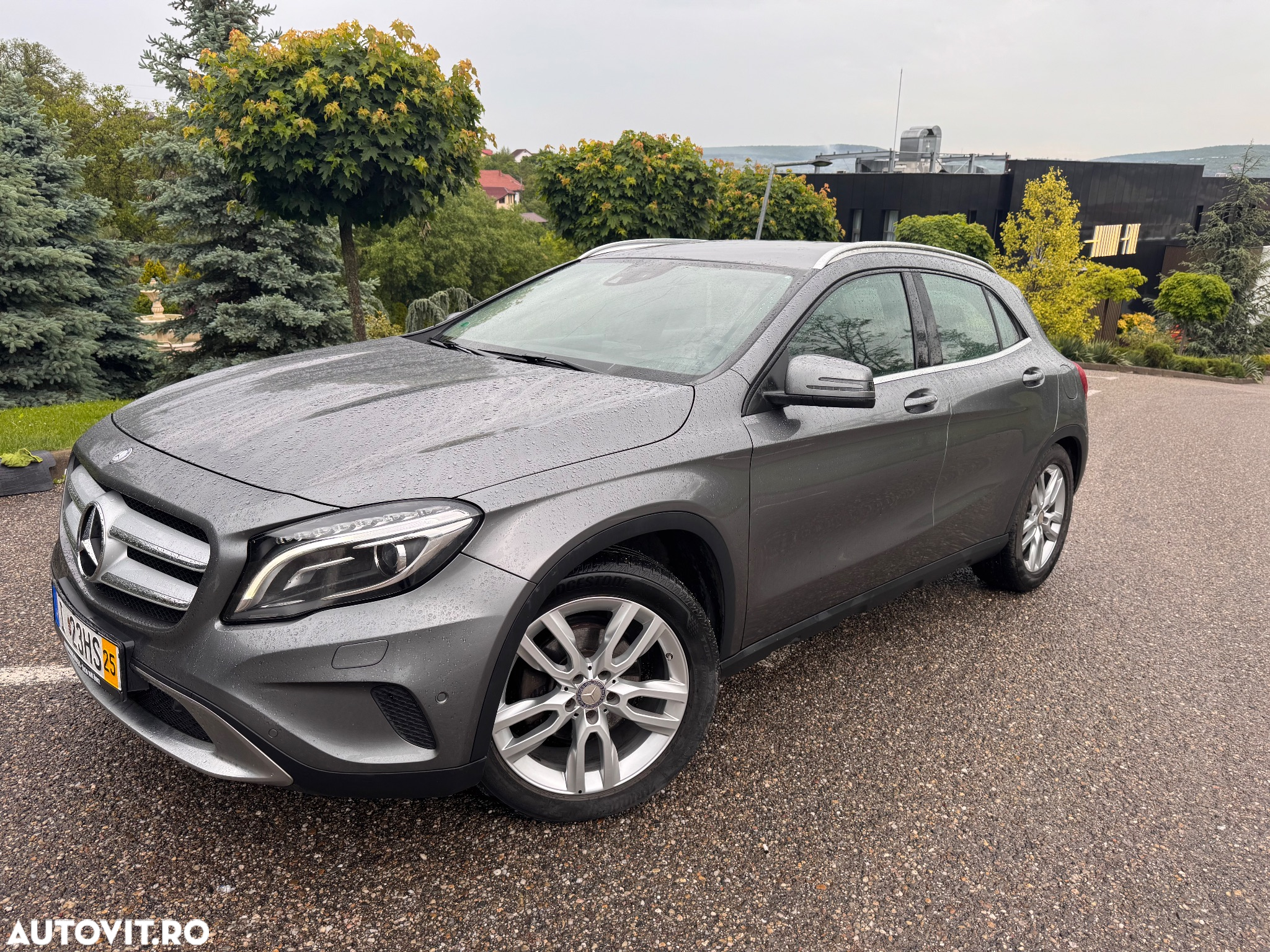 Mercedes-Benz GLA 220 CDI 4Matic 7G-DCT Urban - 25