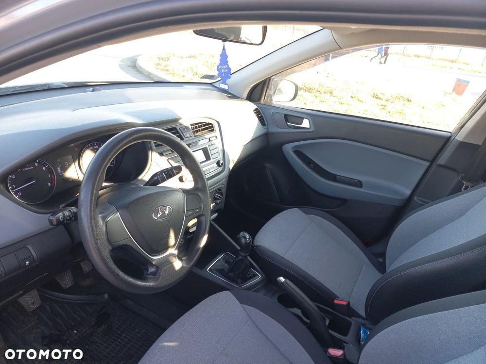 Hyundai i20 1.2 BlueDrive Classic - 8