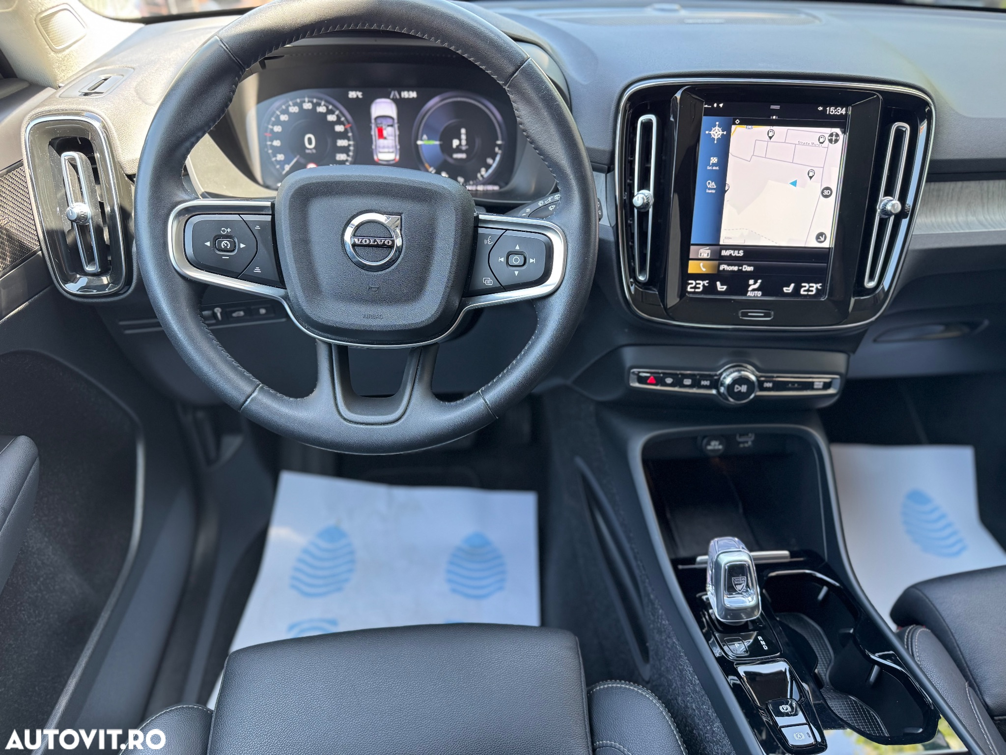 Volvo XC 40 T4 Recharge DKG Inscription Expression - 31