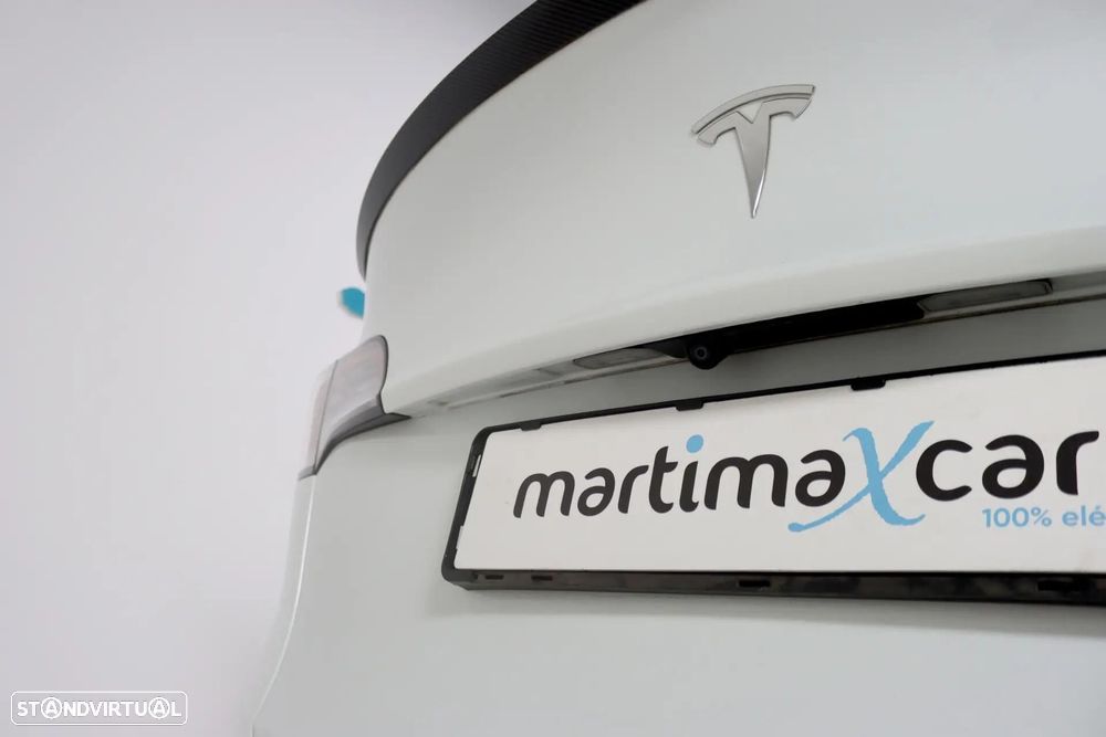 Tesla Model Y Long Range Dual Motor AWD - 7