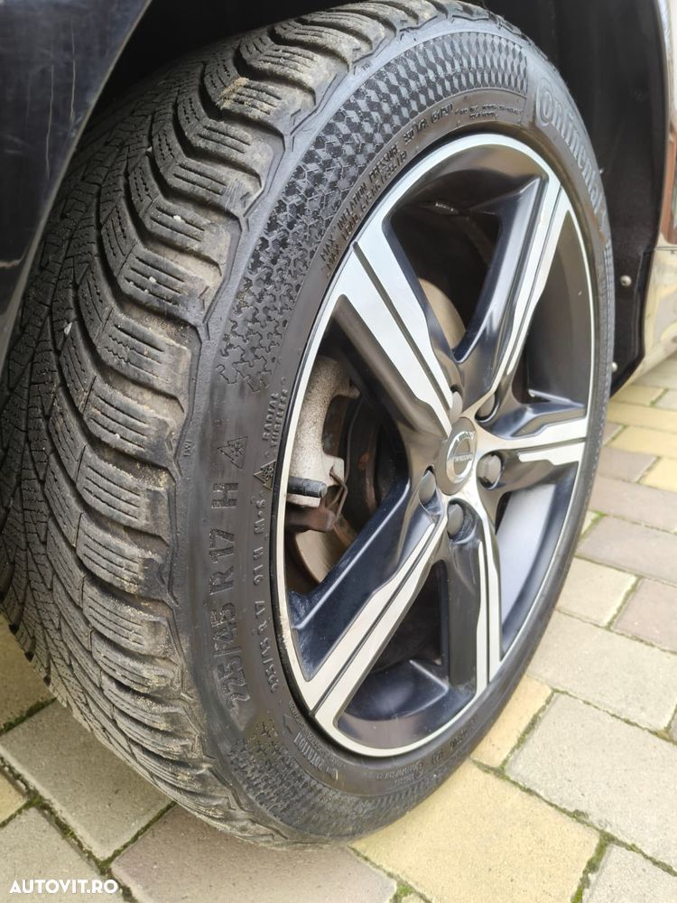 Volvo V40 T3 Geartronic RDesign - 25