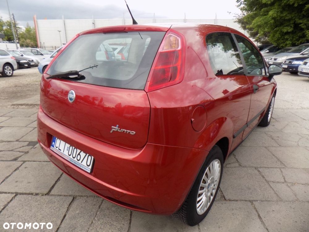 Fiat Grande Punto - 4