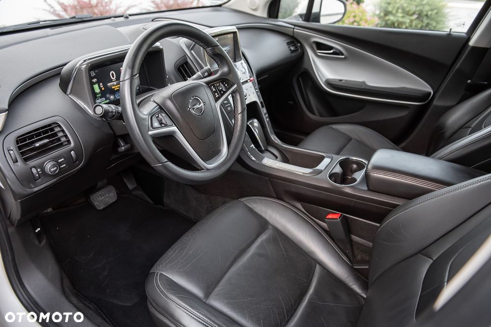 Opel Ampera - 15