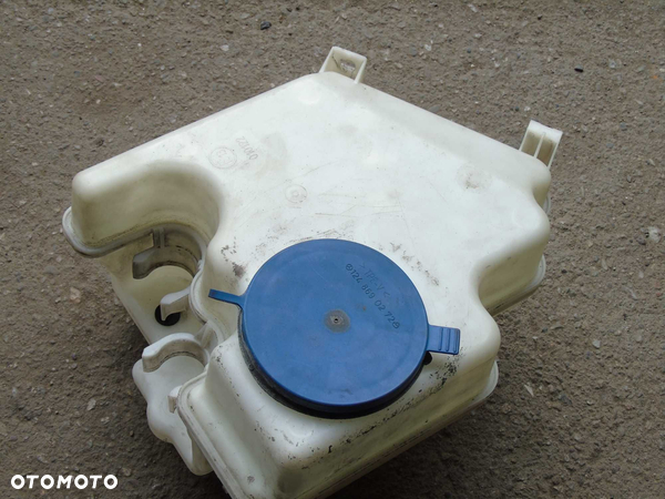 B klasa W245 zbiornik spryskiwaczy