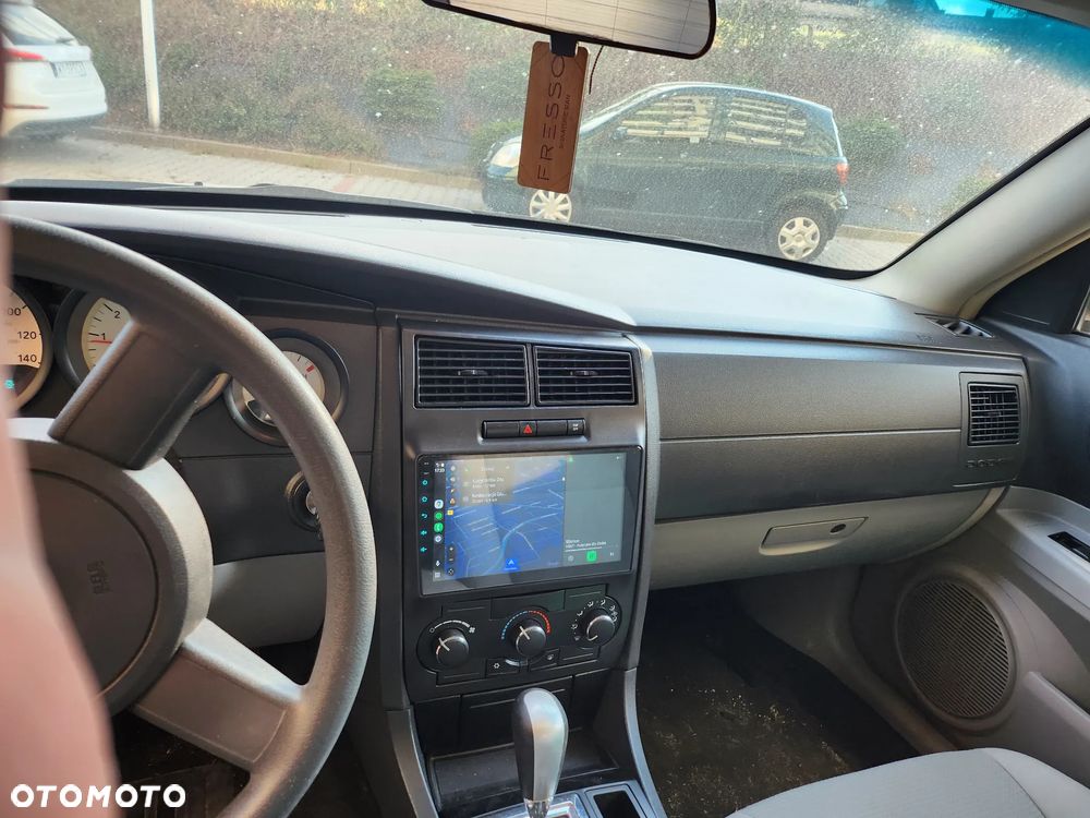 Dodge Charger 2.7 V6 SE - 9