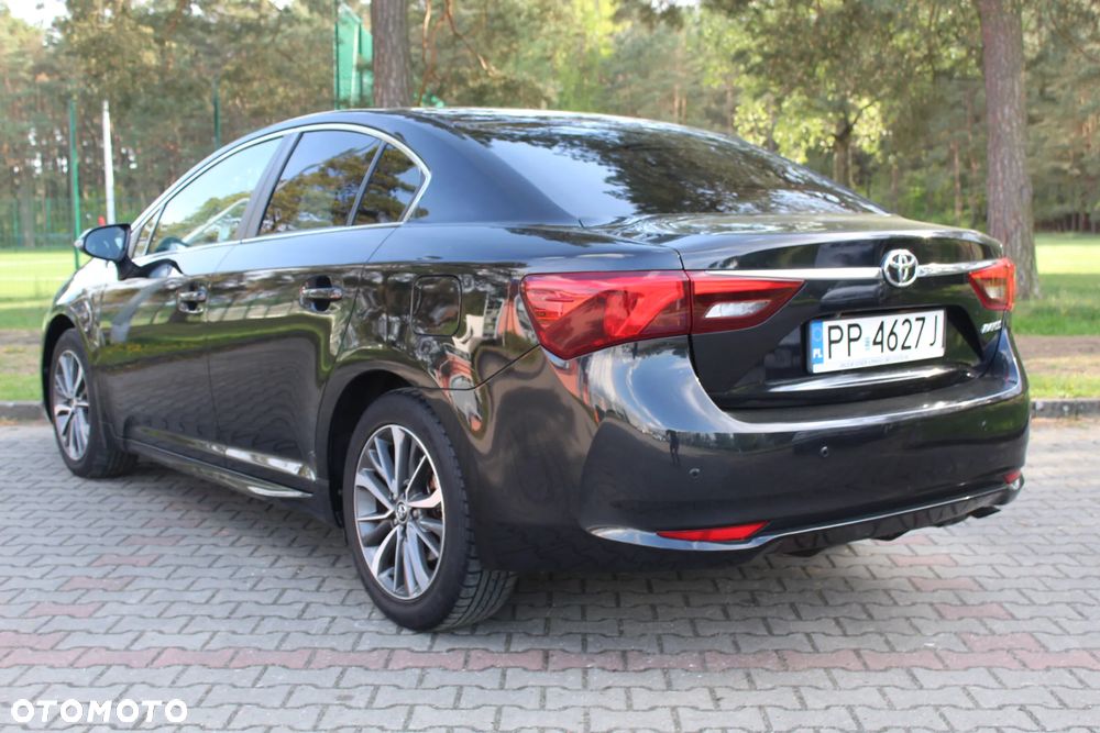 Toyota Avensis 1.8 Prestige MS - 6