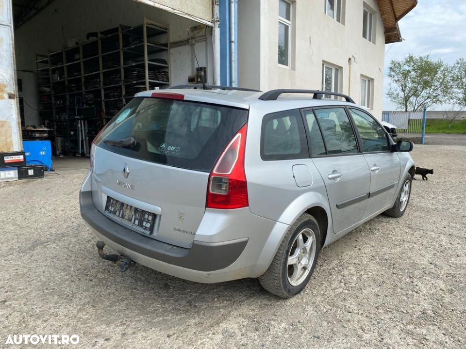 Dezmembrez piese Renault Megane 2 combi - 2