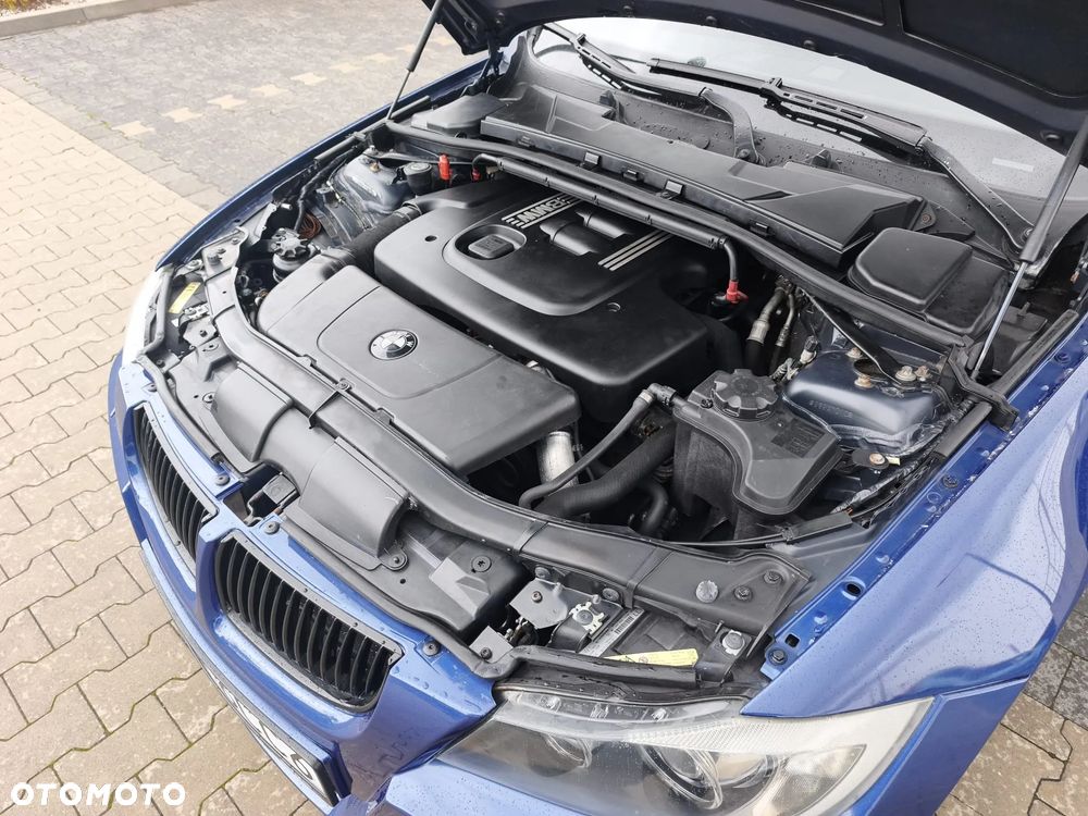 BMW Seria 3 - 25