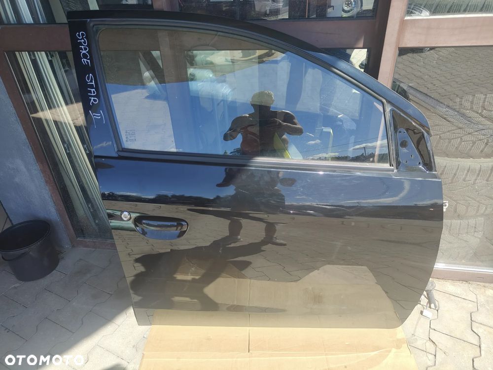 Mitsubishi Space Star II prawe przednie DRZWI