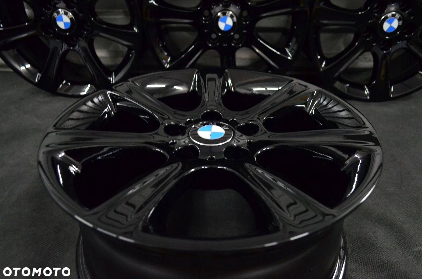 Felgi BMW 5x120 R17 e90 e91 e92 e93 F30 F31 F32 X3 X1 X3 F20 Z4 F34 F36 e87 - 5