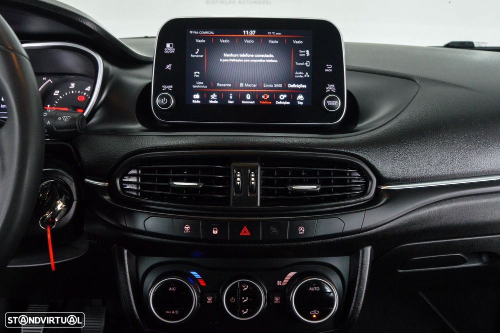 Fiat Tipo Station Wagon 1.3 M-Jet Lounge - 35