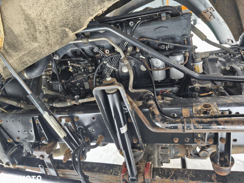 MAN 18-224 4x4 hds Atlas 80.1 7,2m balony do energetyki 7 miejsc - 19