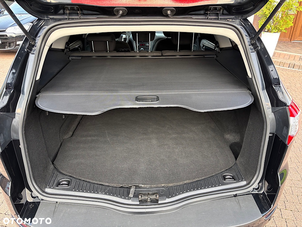 Ford Mondeo 2.0 FF Titanium - 28