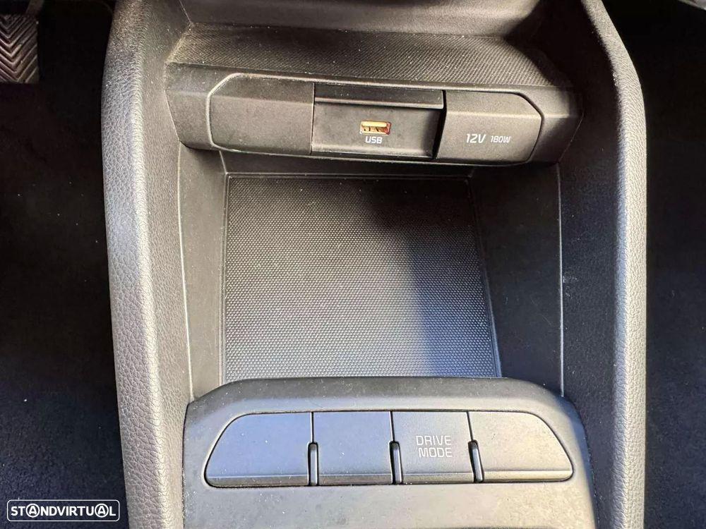 Kia Stonic 1.0 T-GDI Drive - 10