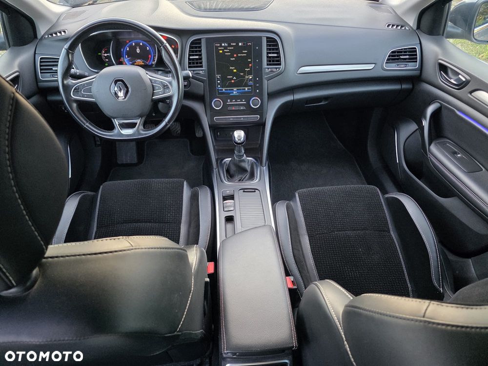 Renault Megane TCe 140 GPF INTENS - 19