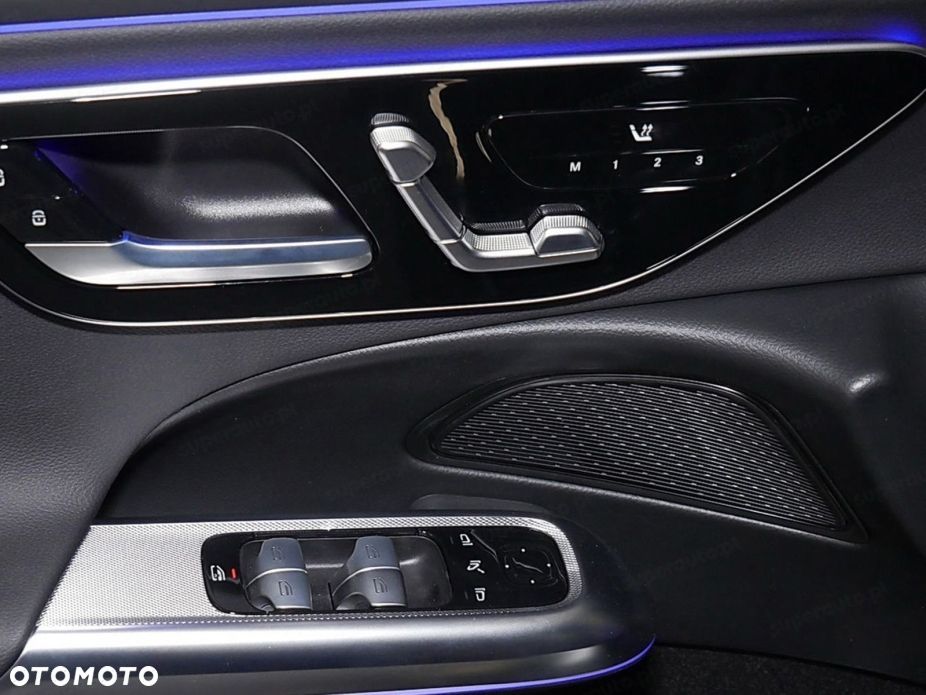 Mercedes-Benz Klasa E - 12