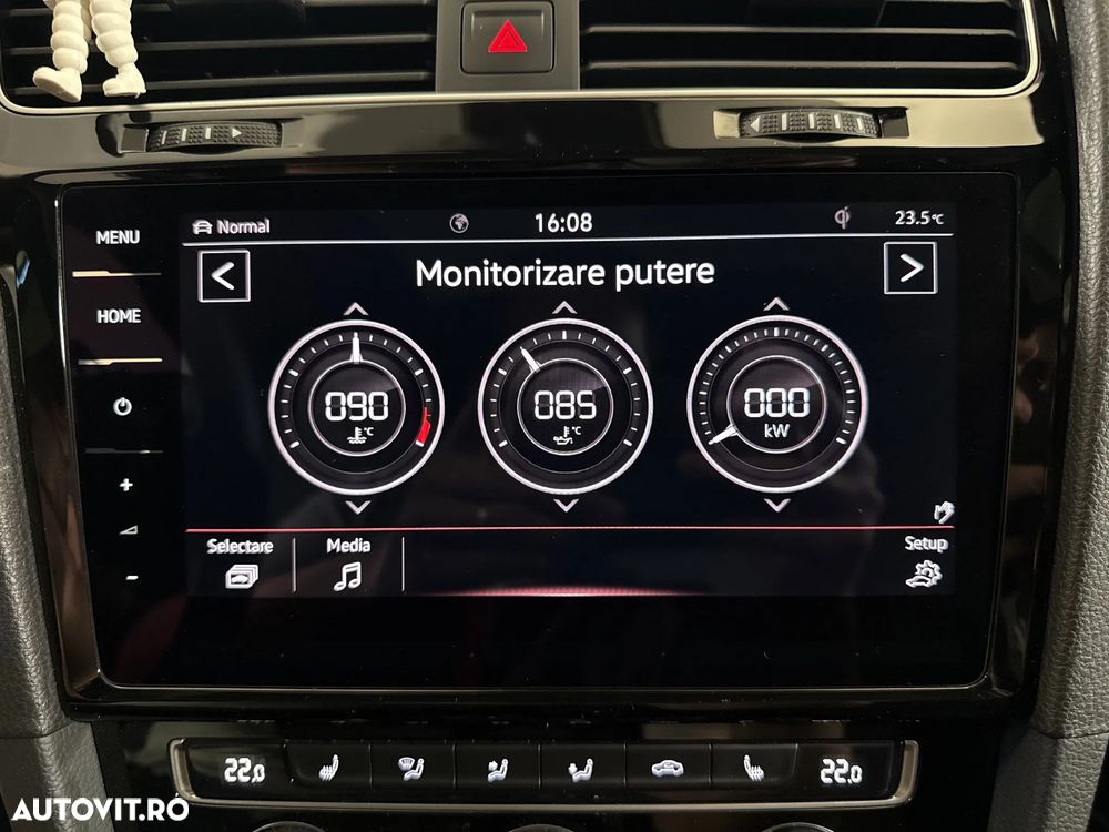 Volkswagen Golf - 23