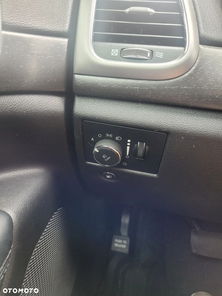 Jeep Grand Cherokee 3.6 V6 Laredo - 21