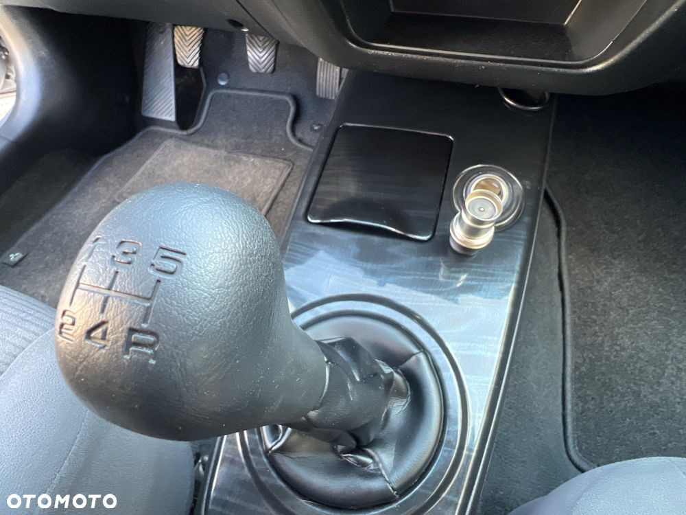 Mitsubishi Lancer 1.6 Intense - 25