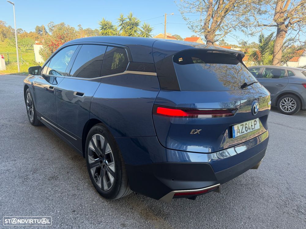 BMW iX xDrive 40 Pack Desportivo - 8
