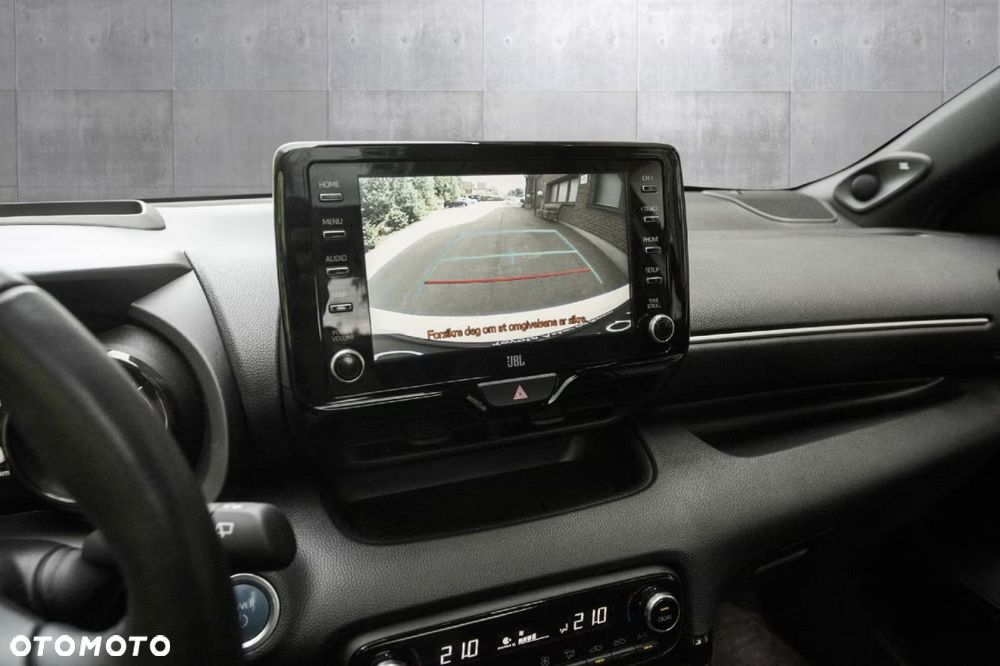 Toyota Yaris Hybrid 1.5 Selection Style - 13