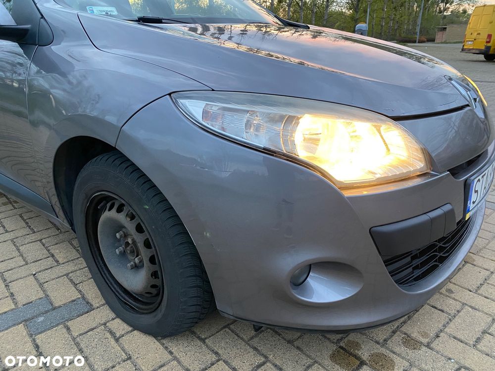 Renault Megane 1.9 dCi Dynamique - 5