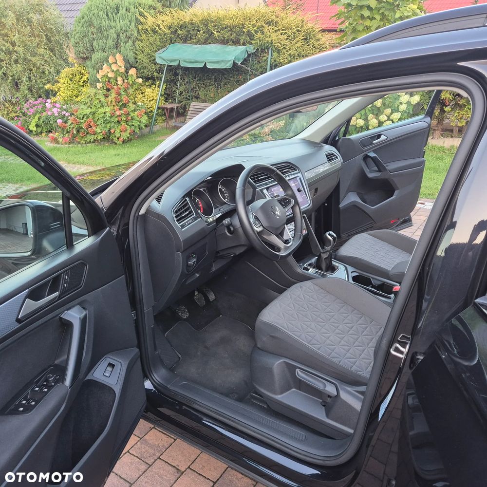 Volkswagen Tiguan - 21