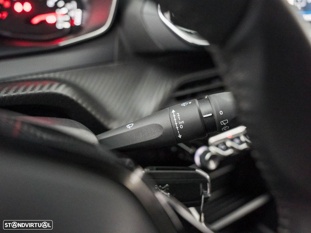 Peugeot 208 1.2 PureTech Active Pack - 18