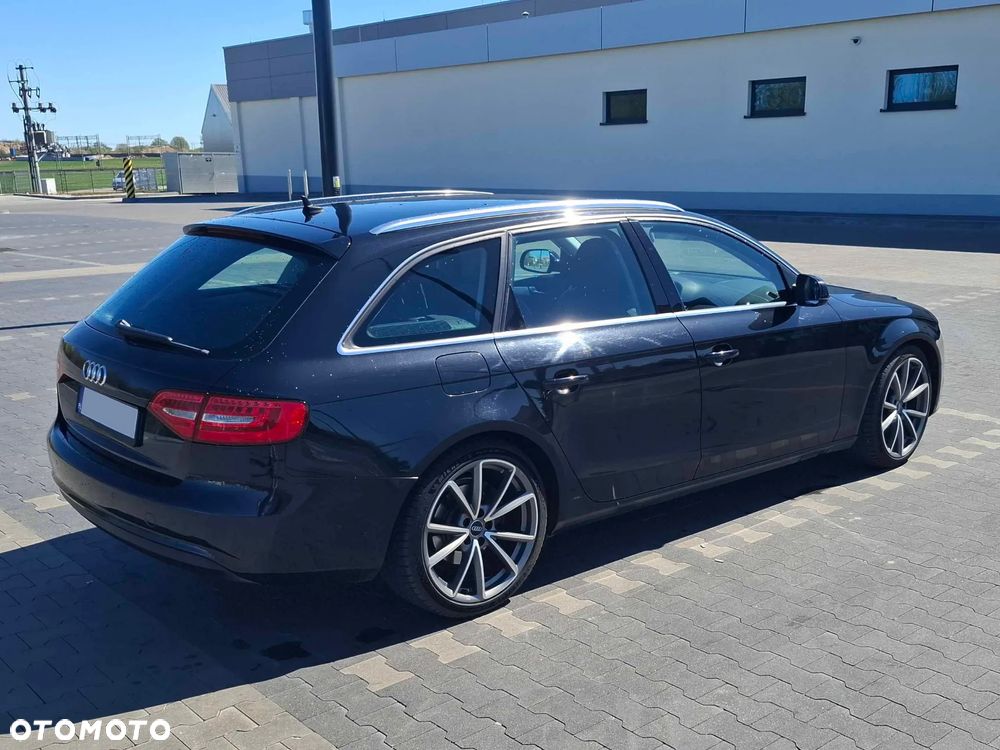 Audi A4 Avant - 4