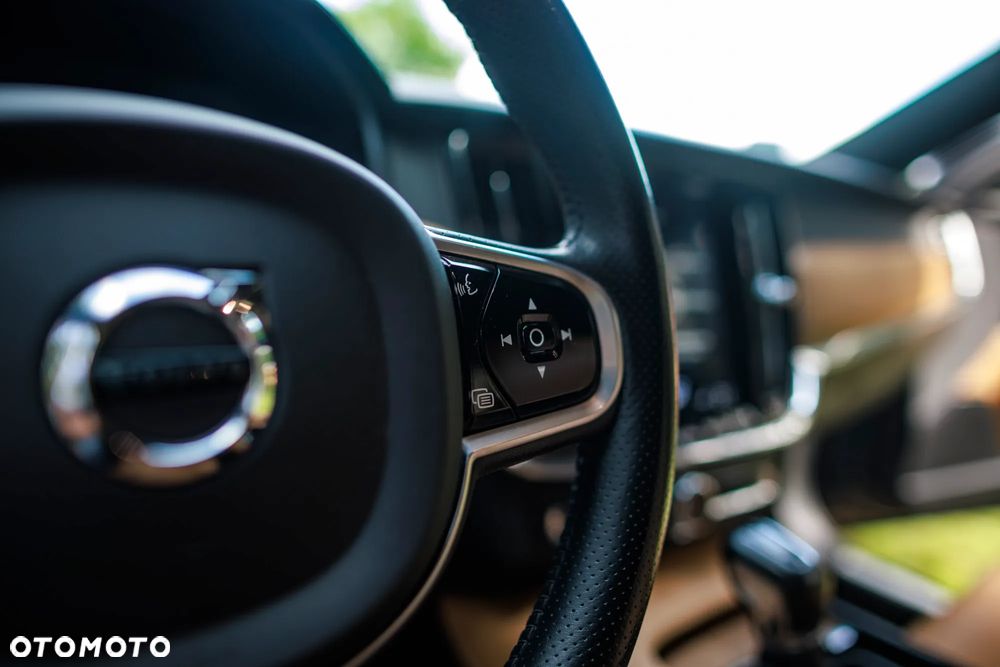 Volvo V90 T4 Inscription - 15