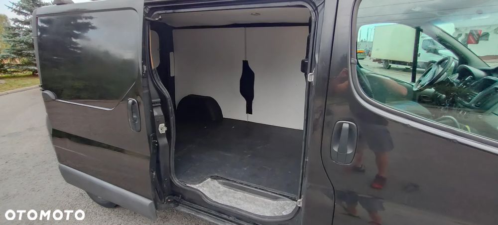 Renault Trafic - 11