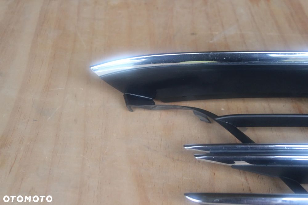 KRATKA ZDERZAKA PRAWA AUDI A8 D5 4N0807680 2018 - 5