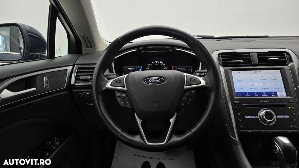 Ford Mondeo 2.0 HEV Titanium - 15